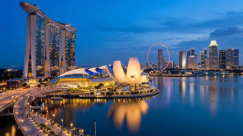 Malaysia and Singapore honeymoon hero image